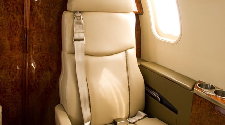 Learjet 40